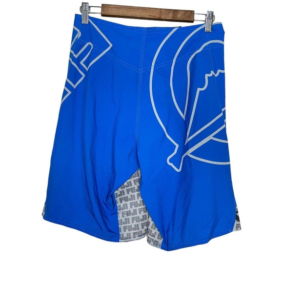 Fuji 30 Mens Blue Flat Front Medium Wash Inverted Fight Board Shorts - Picture 2 of 7
